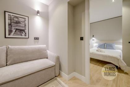 Urban and Central Apt 5pax en Calle Silva-Gran Via - image 6