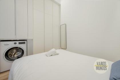 Cool And New Apt 3px entre Gran Via y Palacio Real - image 14